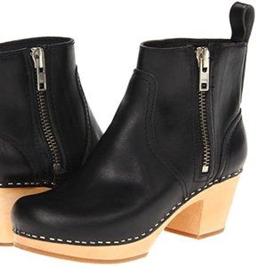 Like-New Swedish Hasbeens Bla Emy Zip It - Sz 37.5